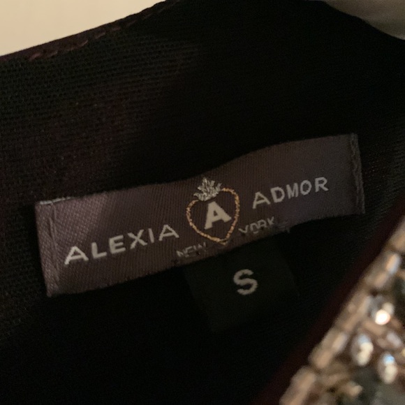 Alexia Admor Fancy Dress: Bling Neckline, Stretchy, Back Zip, Body-con, Wedding - Picture 6 of 8